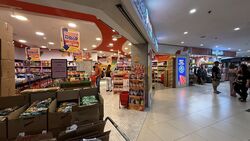 Lucky Plaza (D9), Retail #529597421